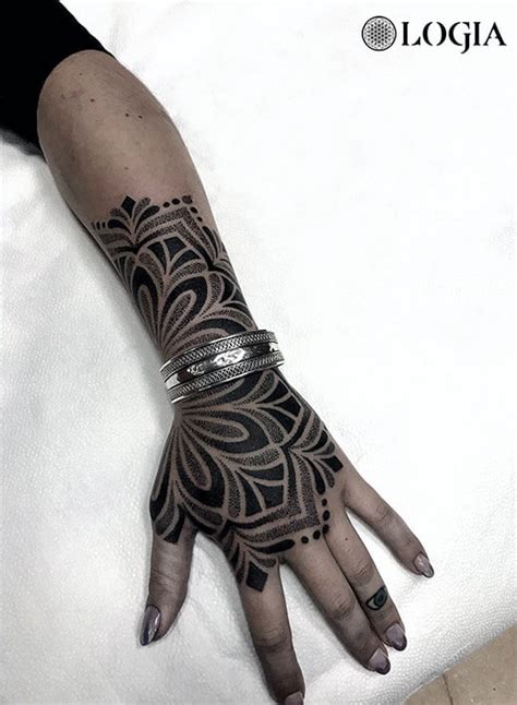 tatuajes para mujeres en la mano y brazo|More.